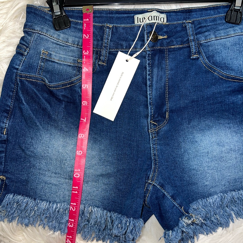 Luvamia‎ - Picture 7 of 7